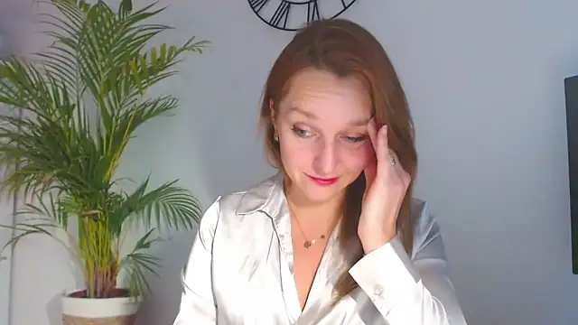 AliciaDesire online show from 26, 11, 2025