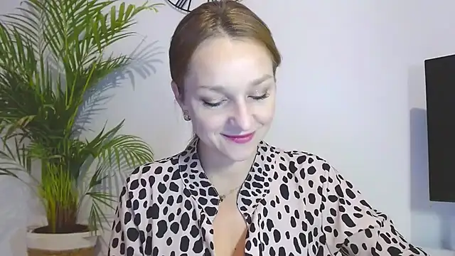 AliciaDesire online show from 21, 11, 2025