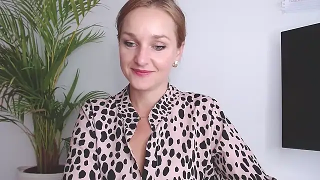 AliciaDesire online show from 26, 9, 2025