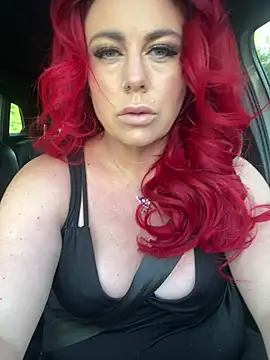 Snapshot of redxxxvixen chatting on 4, 7, 2026 redxxxvixen online show from 4, 7, 2026