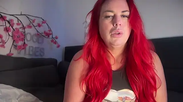 redxxxvixen online show from 14, 4, 2026