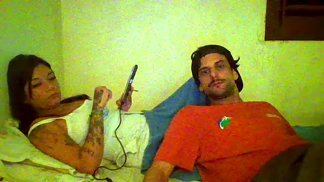 couplemilk online show from 21, 4, 2026