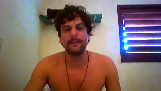 couplemilk online show from 28, 4, 2026