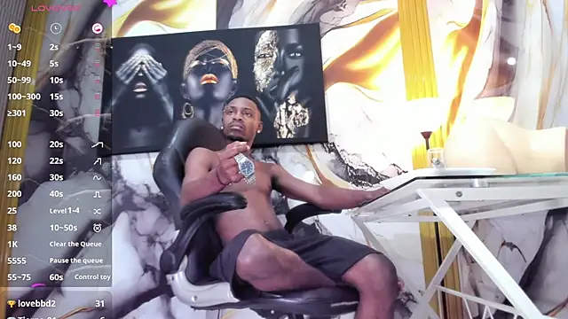 Snapshot of Thomas_shelbys chatting on 4, 3, 2025 Thomas shelbys online show from 4, 3, 2025