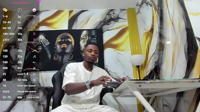 Snapshot of Thomas_shelbys chatting on 2, 3, 2025 Thomas shelbys online show from 2, 3, 2025