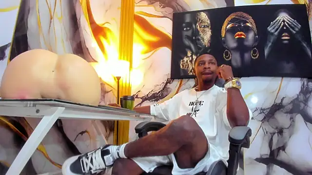 Snapshot of Thomas_shelbys chatting on 8, 10, 2025 Thomas shelbys online show from 8, 10, 2025