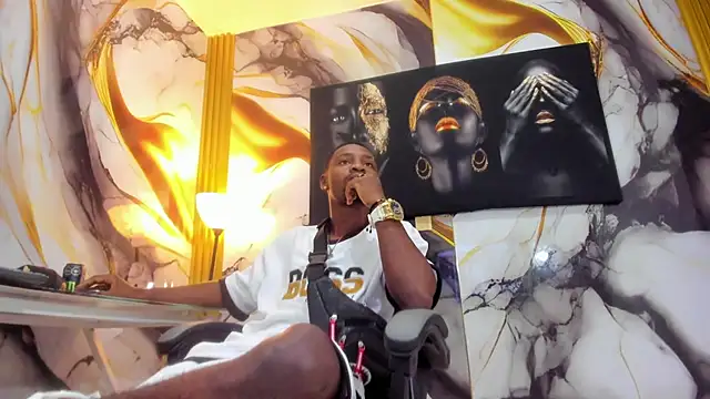 Snapshot of Thomas_shelbys chatting on 2, 10, 2025 Thomas shelbys online show from 2, 10, 2025