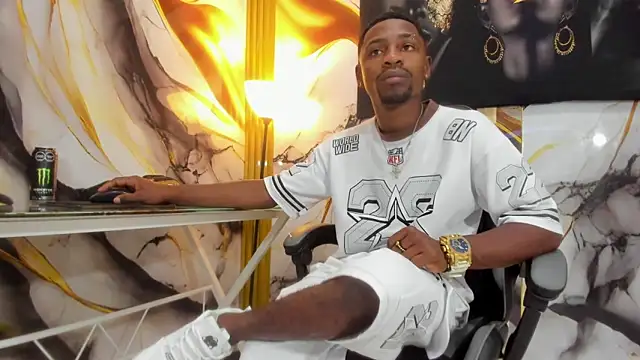 Snapshot of Thomas_shelbys chatting on 3, 10, 2025 Thomas shelbys online show from 3, 10, 2025