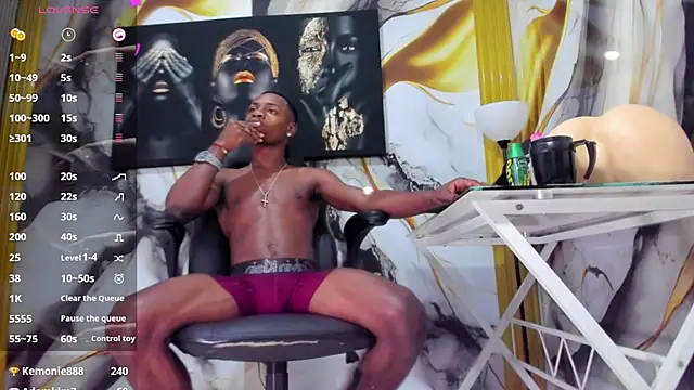 Snapshot of Thomas_shelbys chatting on 2, 3, 2025 Thomas shelbys online show from 2, 3, 2025