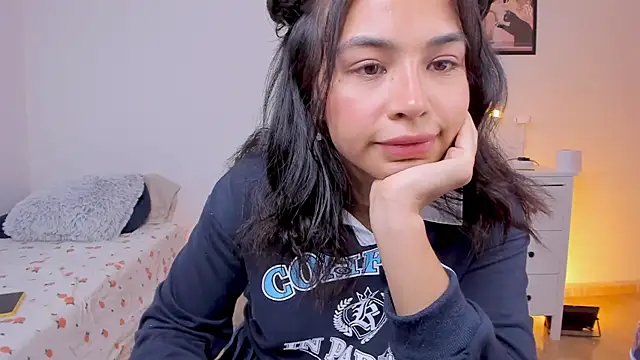 Adriennesexxx online show from 1, 10, 2025