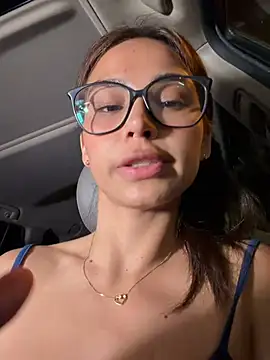 Adriennesexxx online show from 18, 6, 2026