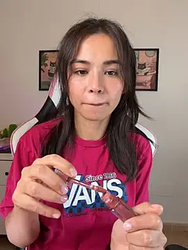 Adriennesexxx online show from 7, 2, 2026