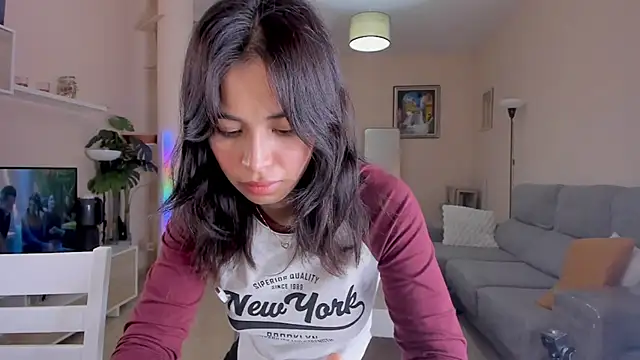 Adriennesexxx online show from 18, 10, 2025