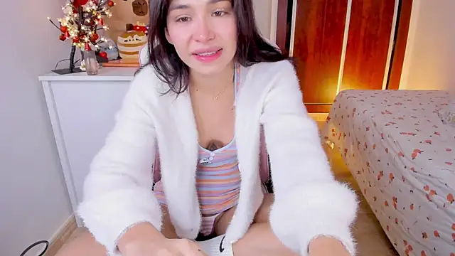 Adriennesexxx online show from 12, 11, 2025