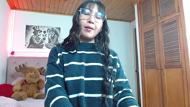 tifanny-squirt online show from 5, 11, 2025