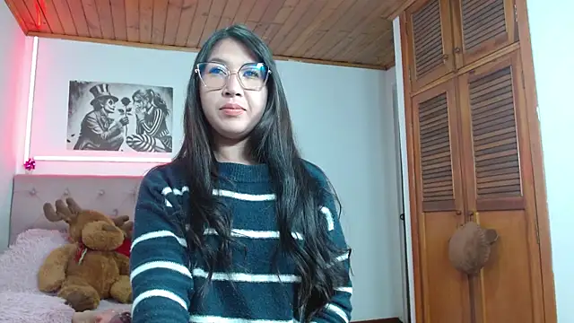 tifanny-squirt online show from 8, 10, 2025