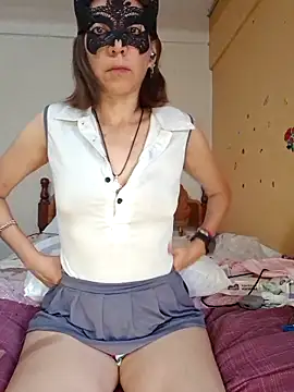 Lunababymylove online show from 13, 9, 2025