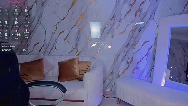 DolcieElliot online show from 11, 3, 2025