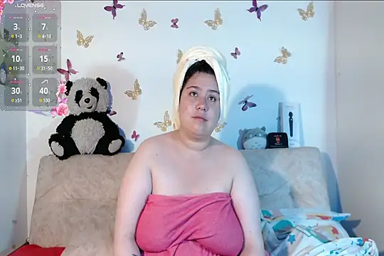 LennaTurnerr online show from 11, 2, 2026