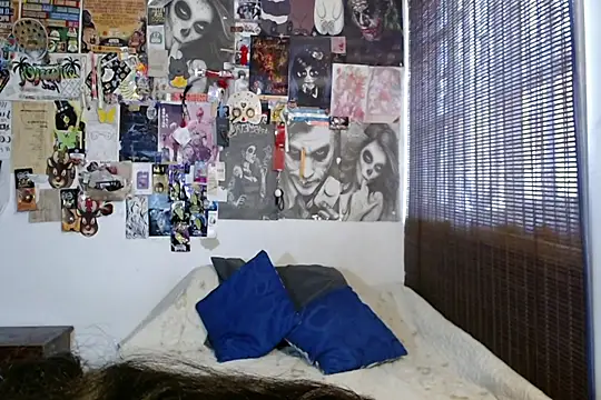 LennaTurnerr online show from 23, 4, 2026