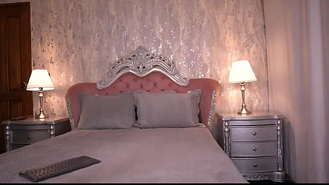 AngelineConnor online show from 26, 9, 2025