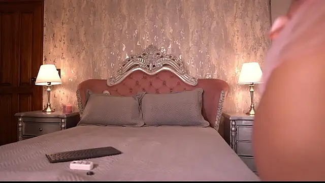 AngelineConnor online show from 4, 10, 2025