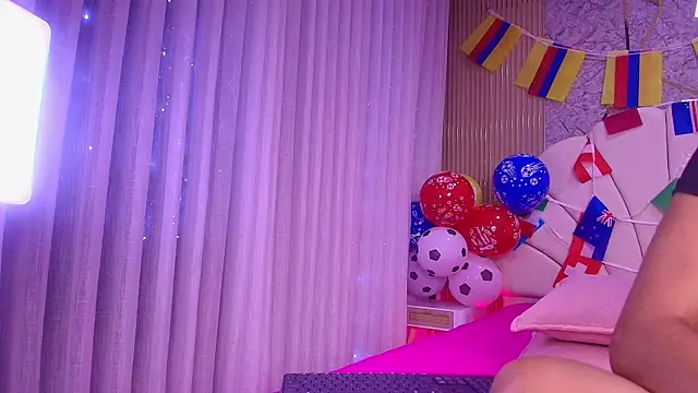 Snapshot of nata_luna chatting on 7, 7, 2026 nata luna online show from 7, 7, 2026