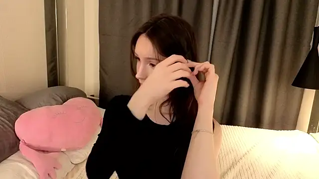 Victoria Thomsons1 online show from 12, 5, 2026