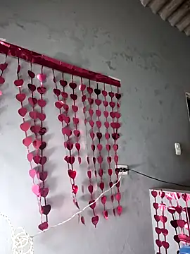 DIORA Latina online show from 7, 4, 2026