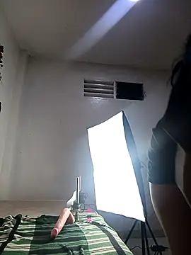 DIORA Latina online show from 26, 9, 2025