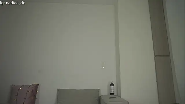 Nadiaa  online show from 3, 2, 2026