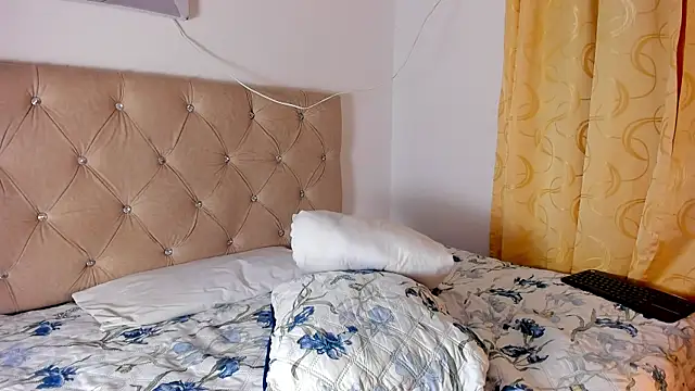 Vahiolet smith online show from 1, 10, 2025