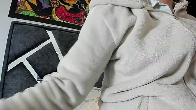 Vahiolet smith online show from 7, 10, 2025