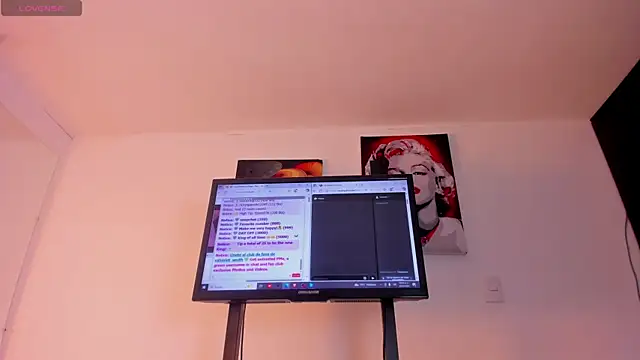 Vahiolet smith online show from 25, 2, 2025