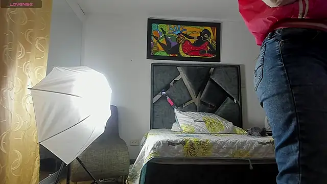 Vahiolet smith online show from 16, 10, 2025