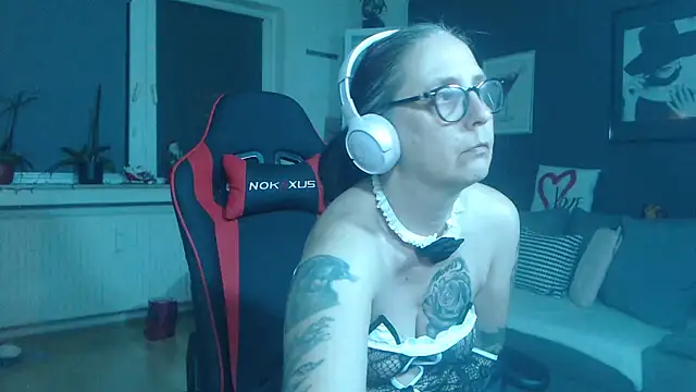 EiskalterEngel74 online show from 7, 12, 2024