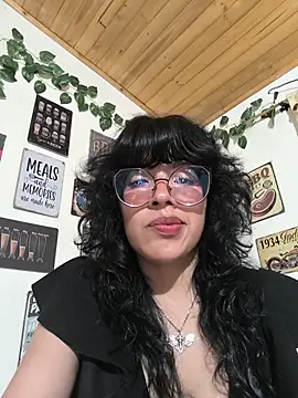 Snapshot of Fun_Everywhere chatting on 19, 11, 2025 Fun Everywhere online show from 19, 11, 2025