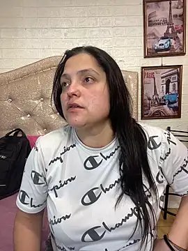 KataleyaStiward online show from 18, 10, 2025