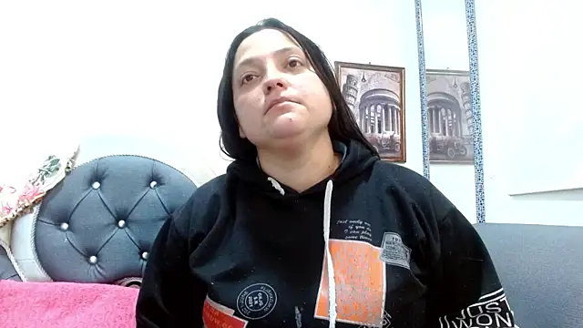 KataleyaStiward online show from 30, 6, 2026