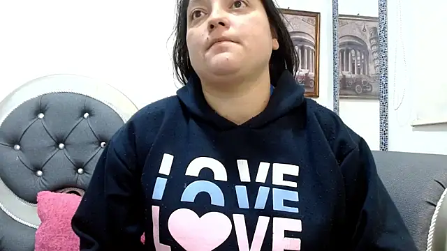 KataleyaStiward online show from 27, 6, 2026