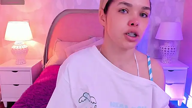 angeline teen online show from 19, 5, 2026