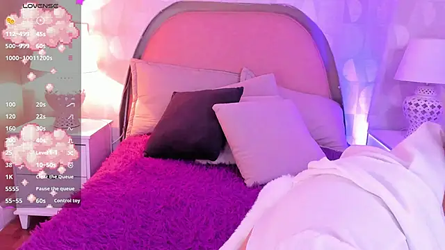 Snapshot of angeline_teen chatting on 22, 6, 2026 angeline teen online show from 22, 6, 2026