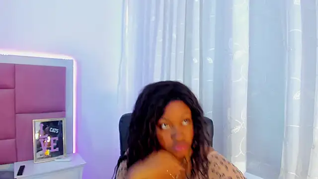 StormiHills online show from 18, 3, 2025