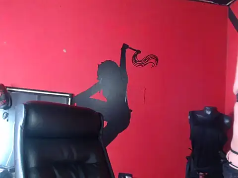 KLOE PIELL online show from 6, 4, 2026