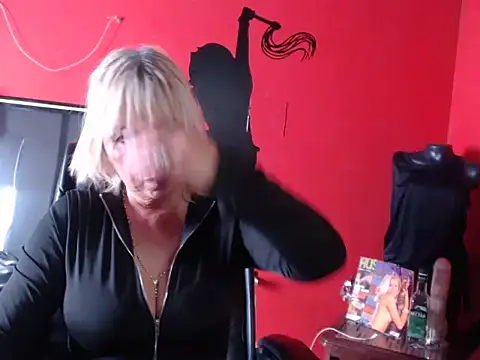 KLOE PIELL online show from 11, 3, 2026