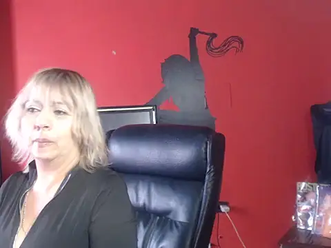 KLOE PIELL online show from 19, 3, 2026