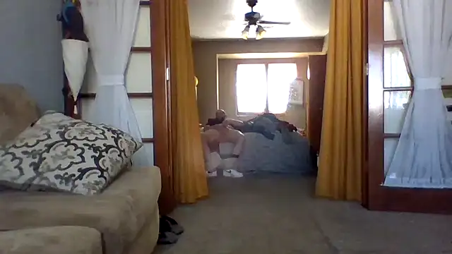 mikeystrong online show from 28, 2, 2025