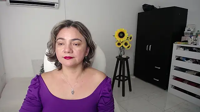 Ghada milf online show from 7, 3, 2025