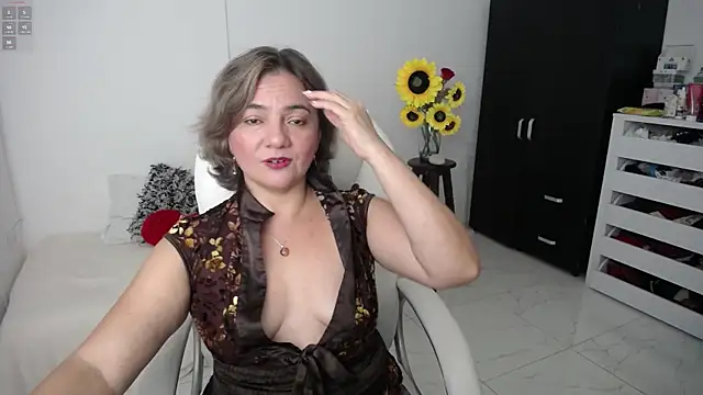 Ghada milf online show from 8, 3, 2025