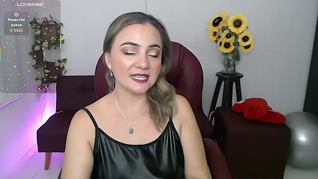 Ghada milf online show from 17, 4, 2026